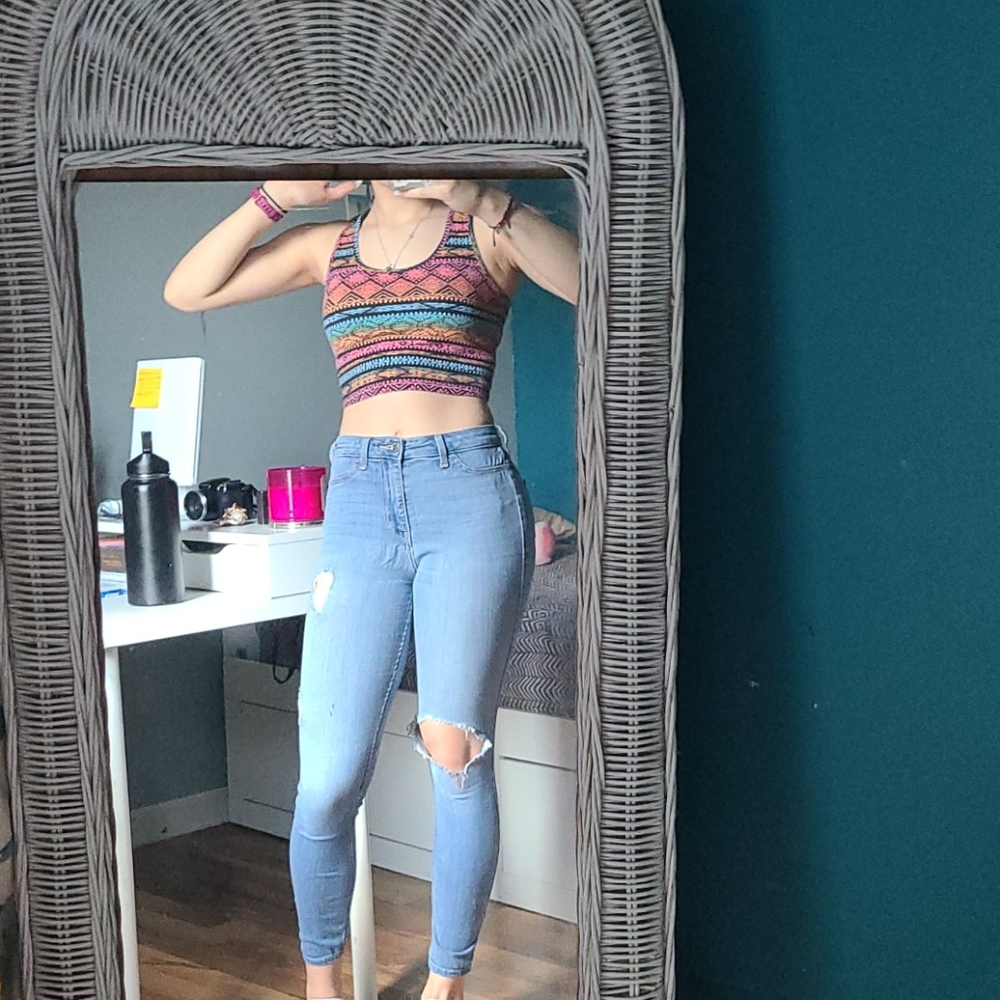Crop top